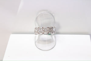 14k White Gold Lab Grown Radiant Diamond Band