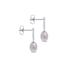 Load image into Gallery viewer, Sterling Silver Pearl Earrings
