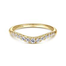 Load image into Gallery viewer, 14k Yellow Gold Diamond Ring
