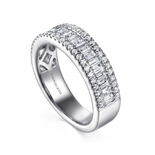 Load image into Gallery viewer, 14k White Gold Diamond Ring
