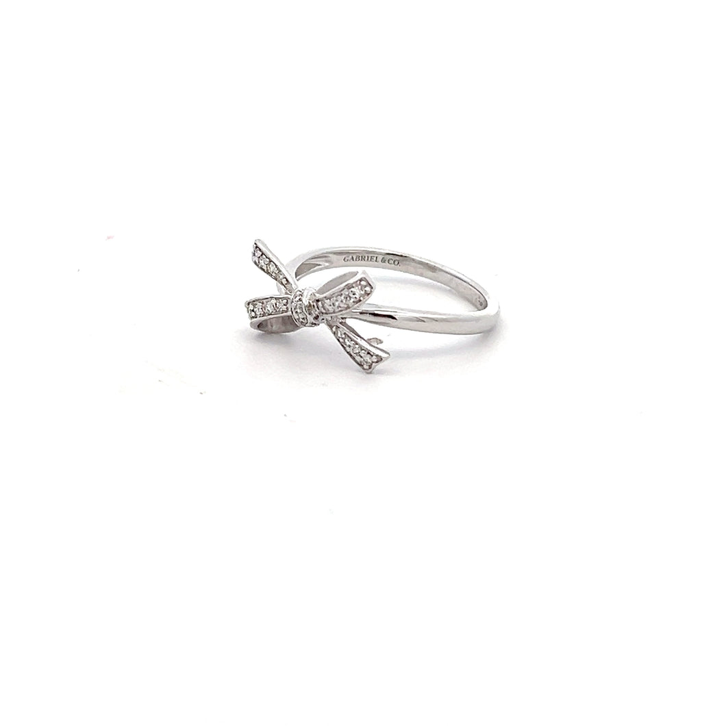 14k White Gold Diamond Ring