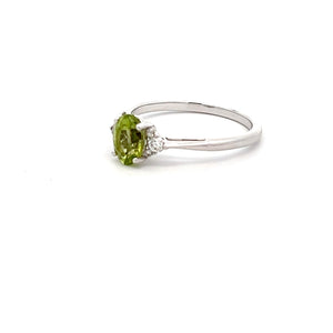 14k White Gold Peridot Ring