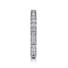 Load image into Gallery viewer, 14k White Gold Diamond Ring
