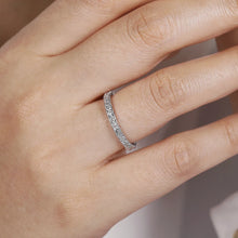 Load image into Gallery viewer, 14k White Gold Diamond Ring
