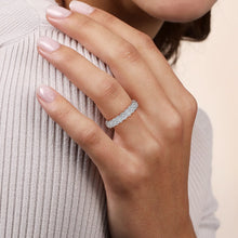 Load image into Gallery viewer, 14k White Gold Diamond Ring
