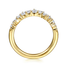 Load image into Gallery viewer, 14k Yellow Gold Diamond Ring
