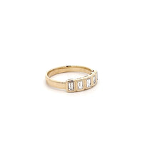 Load image into Gallery viewer, 14k Yellow Gold Diamond Ring

