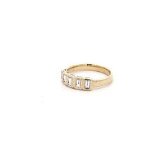 Load image into Gallery viewer, 14k Yellow Gold Diamond Ring
