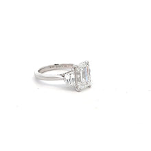 Load image into Gallery viewer, 14k White Gold Lab Grown Diamond Ring
