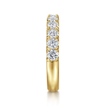 Load image into Gallery viewer, 14k Yellow Gold Diamond Ring
