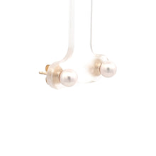 Load image into Gallery viewer, 14k Yellow Gold Akoya Pearl Studs
