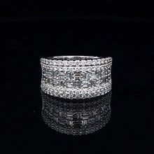 Load image into Gallery viewer, 14k White Gold Diamond Ring
