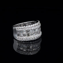 Load image into Gallery viewer, 14k White Gold Diamond Ring

