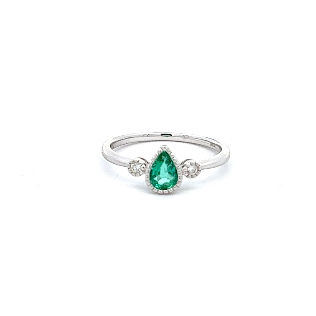 14k White Gold Emerald Ring with Diamonds