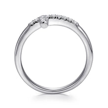 Load image into Gallery viewer, 14k White Gold Diamond Ring
