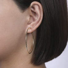 Load image into Gallery viewer, 14k Yellow Gold Hoop Earrings
