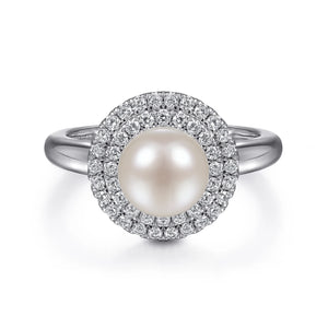 14k White Gold Pearl Ring with Diamonds