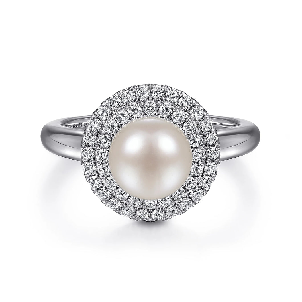 14k White Gold Pearl Ring with Diamonds